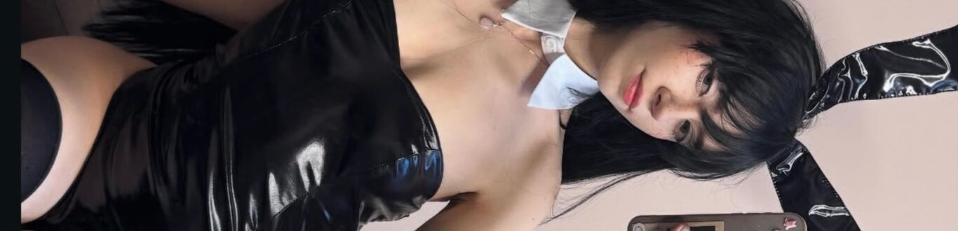 yoursmalldoll1