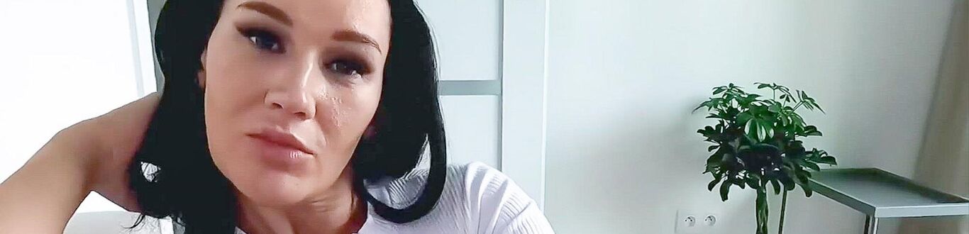 Hot Mommy