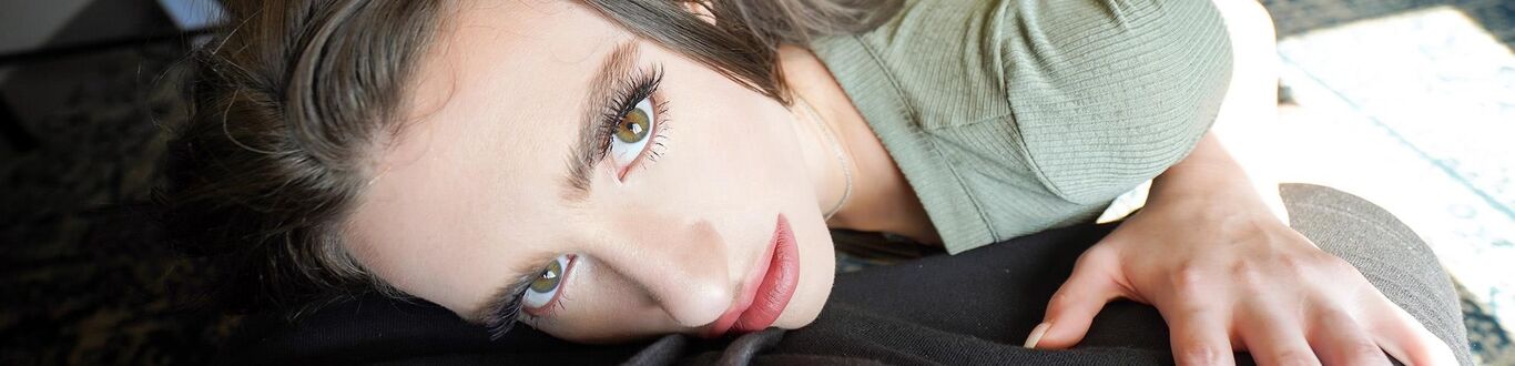 Mia Taylor