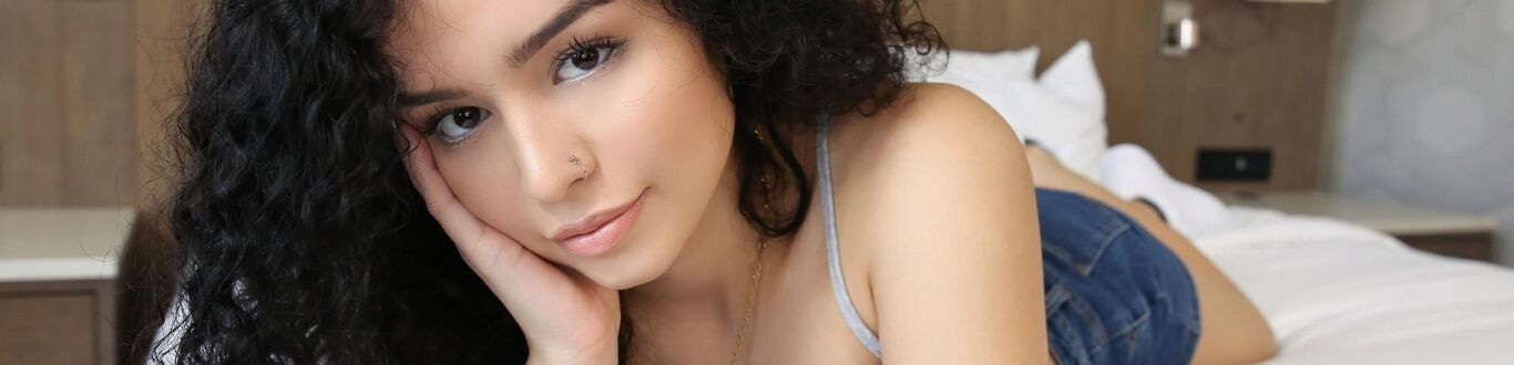 Thalia Diaz