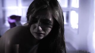 2017-12-05-127717-girls-night-540