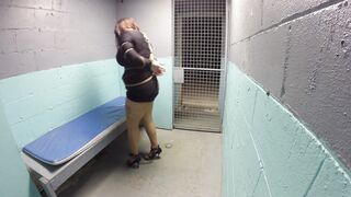 2019-03-09-Riley-gets-cuffed-and-roped