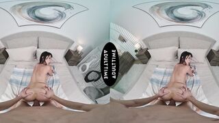 2024-04-18-244746-up-close-vr-with-marica-hase-244746-960