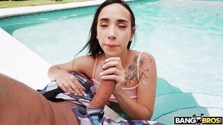 2022-09-11-8913931-seductress-step-daughter_720