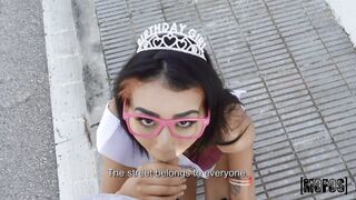 2021-04-12-4438901-brazen-birthday-girl_720