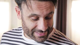 2026-01-04-285323-a-little-sniff-720