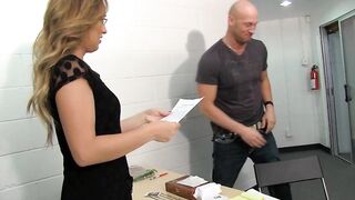 2014-01-09-bigbosskhloehartfucksherjobapplicant_1080p