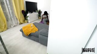 2021-04-06-4438961-pop-a-squat-on-this-cock_720