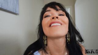 2021-09-03-4474341-sneaky-milf-seduces-daughters-boyfriend_720