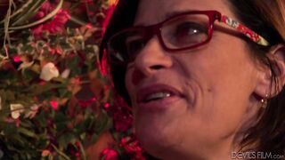 2017-07-15-126279-horny-grannies-love-to-fuck-michele-marks-540