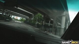 2021-11-24-8938871-the-cash-van_720