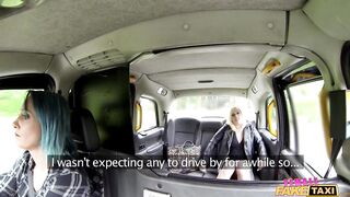 2016-07-10-4097001-lesbians-wrestle-in-british-taxi_720