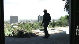 2017-06-26-142196-casey-calvert-exchanges-text-messages-with-attractive-hunk-720