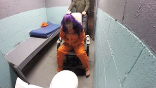 2019-03-16-Fayth-locked-in-jacket-chair-and-cell