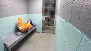 2019-03-16-Fayth-locked-in-jacket-chair-and-cell