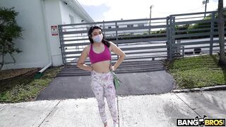 2021-03-17-8940741-internet-hoe-takes-it-in-the-ass_720