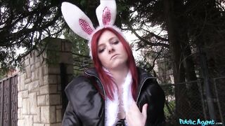 2016-03-25-4066931-hot-easter-bunny-girl-fucked-outside_720