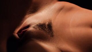 2022-02-09-25803-vanessa_decker3_720