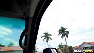 2021-03-03-8861671-valentines-date-on-the-bus_720