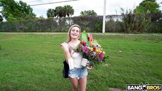 2021-03-03-8861671-valentines-date-on-the-bus_720