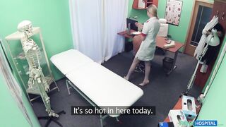 2016-02-26-4086161-stud-cums-all-over-nurses-stomach_720