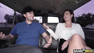 2020-12-16-8862921-boss-bitch-takes-a-ride_720