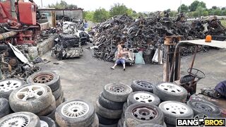 2021-01-15-8862471-sneaky-public-anal_720