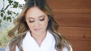 2018-11-28-4129641-greedy-bitches-scene-1_720