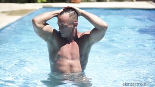 2019-06-17-4359058-steamy-poolside-holiday-romance_720