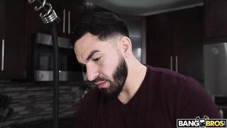 2021-02-13-8940821-gabriela-gets-wet_720