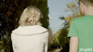 2023-02-01-215296-walking-in-the-park-215296-540