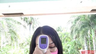 riley-jean-scene1_720