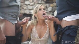 2022-12-11-207251-horny-honeymooners-207251-540