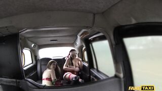 2015-12-27-4073631-santas-naughty-helpers_720