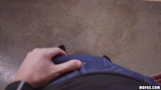 2019-05-07-4354025-turning-the-paige_720