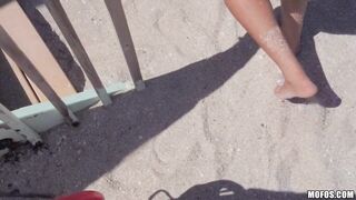 2019-04-13-4352520-lifesaving-looks_720