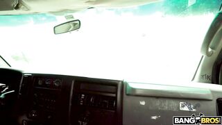 2020-08-19-8869811-pornstar-potential-hops-on-the-bus_720