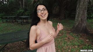 2019-04-08-4352423-public-park-pickup_720