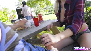 2017-02-11-11214-park-bench-fun_720