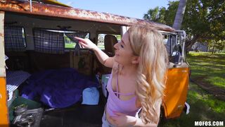 2019-04-10-4352426-van-life-benefits_720