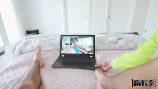 2019-06-09-4358086-movie-night-moves_720