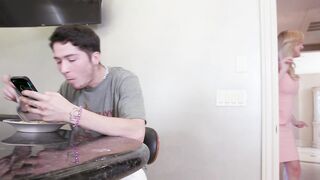 2026-01-12-17214-wild-situations_720