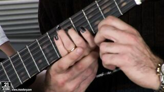 2010-12-12-90789-backstage-with-nataly-von-540