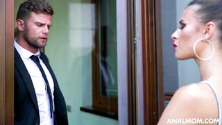 2021-09-23-27816-billie_star_720