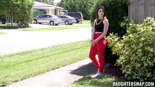 2021-09-20-17665-alex_kane_and_mackenzie_mace_720