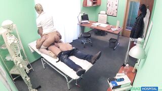 2015-12-11-4086301-hot-wet-pussy-solves-penis-problem_720