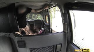 2015-11-12-4074911-lady-sucks-cock-to-pay-for-her-cab_720