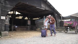 2020-03-13-soft-on-the-farm-with-carollina_720
