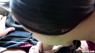 2019-01-08-4332471-stranded-ms-stone_720