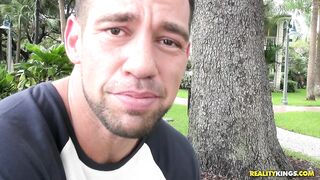 2016-12-12-10992-seductive-capone_720